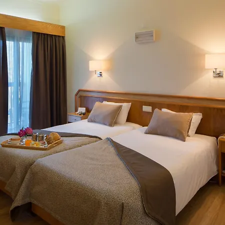 Hotel Sao Jorge Garden Velas