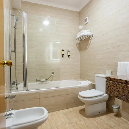 Sao Jorge Garden Hotel 3*