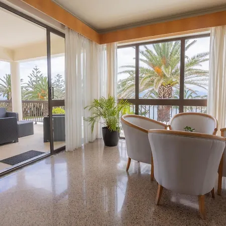 Sao Jorge Garden Hotel 3*