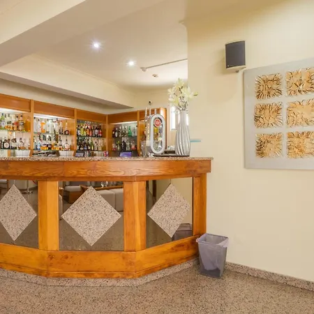 ホテル Sao Jorge Garden