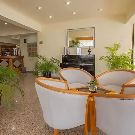Hotel Sao Jorge Garden 3*