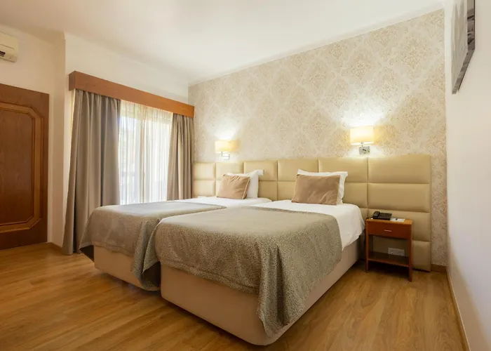 Sao Jorge Garden Hotel Velas