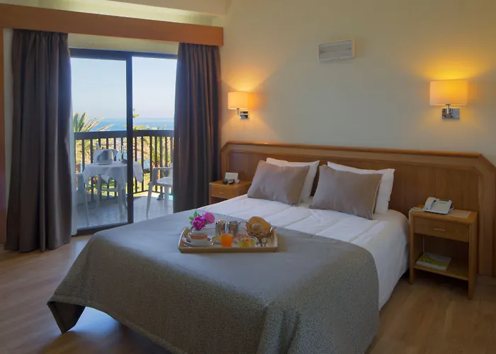 Sao Jorge Garden מלון