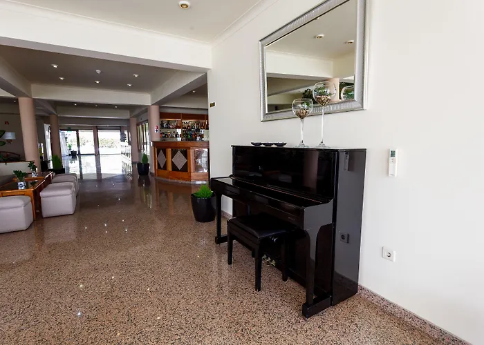 Sao Jorge Garden Hotel 3*